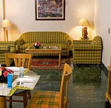 Savoy Suites Noida Exteriér fotografie